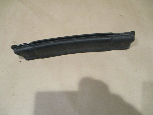 Ferrari 348, 355 Spider - LH Center Roof Rubber/Gasket - P/N 63633300