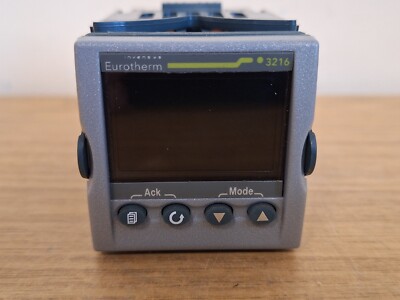 Eurotherm 3216i/AL/VL 24V AC-Temperaturanzeige und Alarmanlage