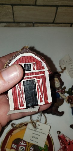 11 PC LOT VTG HOBBY LOBBY COWBOY SANTA TREE FARM BARN WESTERN ORNAMENTS RESIN  - Picture 9 of 15