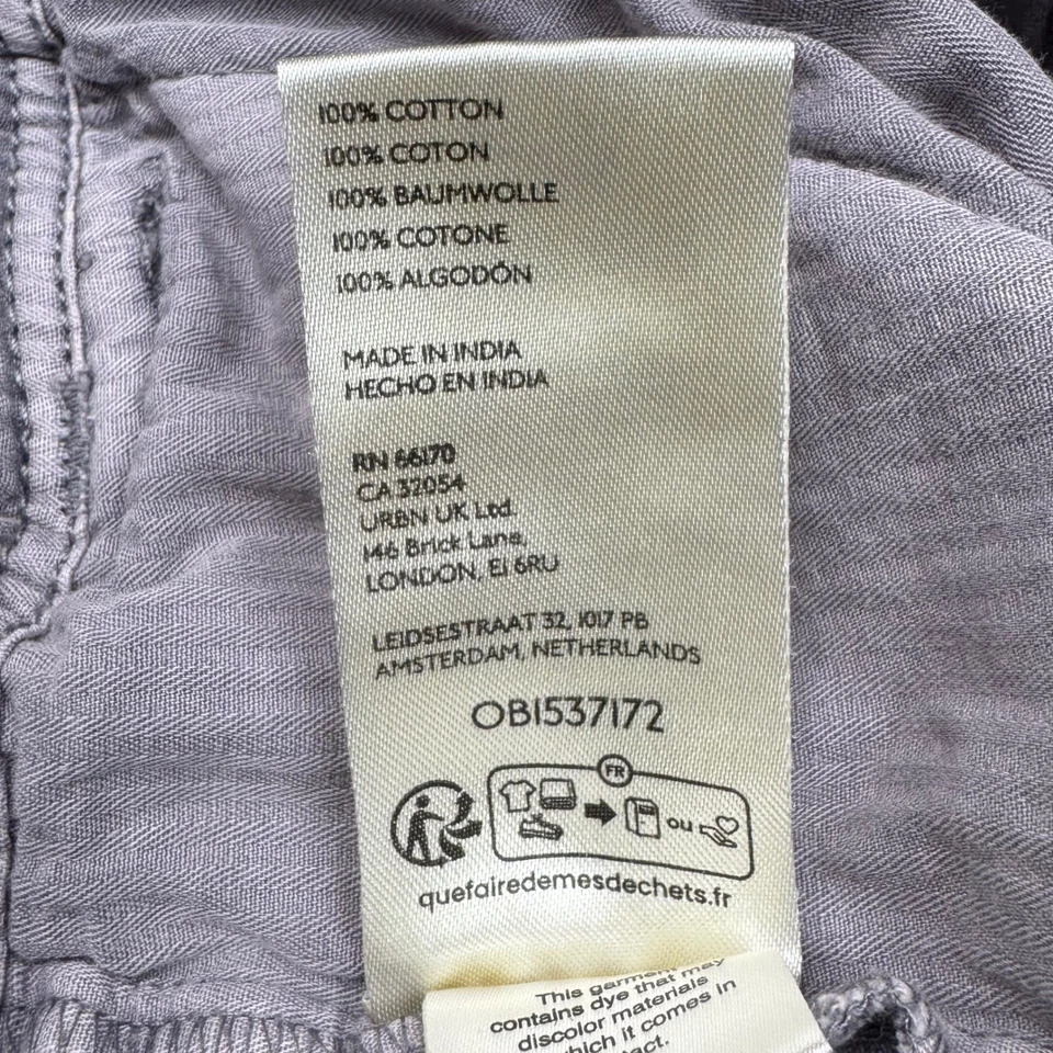 Pantalones cargo Free People Tahití recortados con cordón bolsillos utilitarios grandes cenizados Foto 4 de 4
