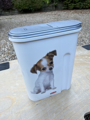 Curver Airtight Dry Dog Food Storage Container – White with Grey Lid –  30x20cm UK