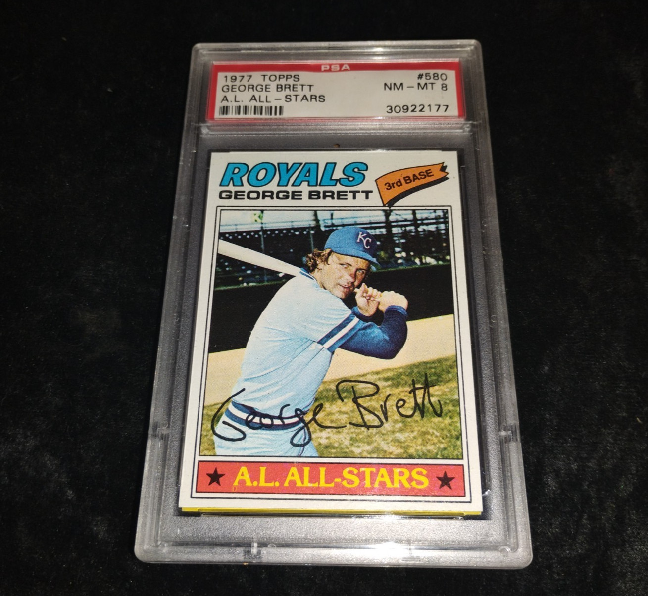 1977 TOPPS #580 GEORGE BRETT ROYALS HOF PSA 8
