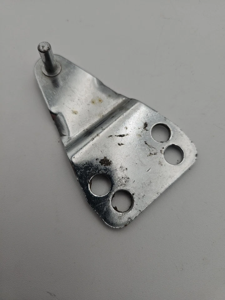 5308012843 Frigidaire Refrigerator Upper Hinge; B6-3d2 - Image 2 of 3