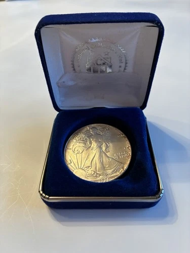 1986 American Silver Eagle 1oz .999 Fine Silver $1 First Year Issue Bullion Coin