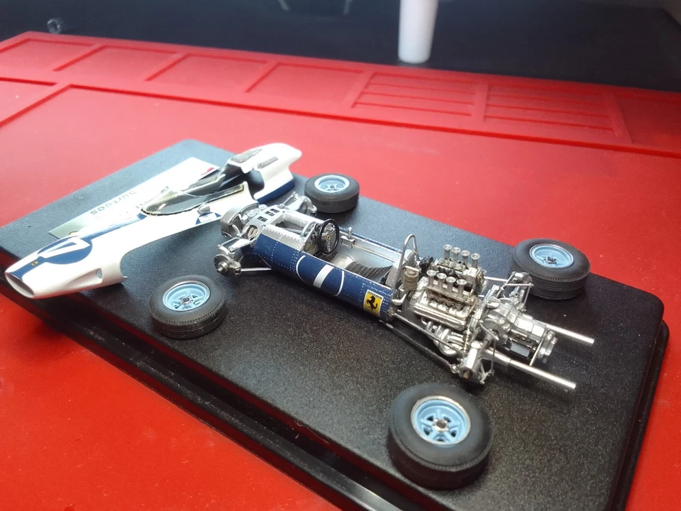 Ferrari 158 F1 1:43 1964 John Surtees Team Nart Tameo Pro Built Kit - Immagine 3 di 4