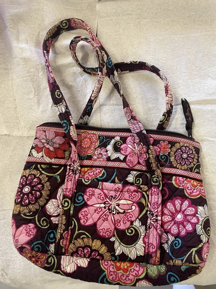 Algodón floral mediano Vera Bradley Foto 3 de 4