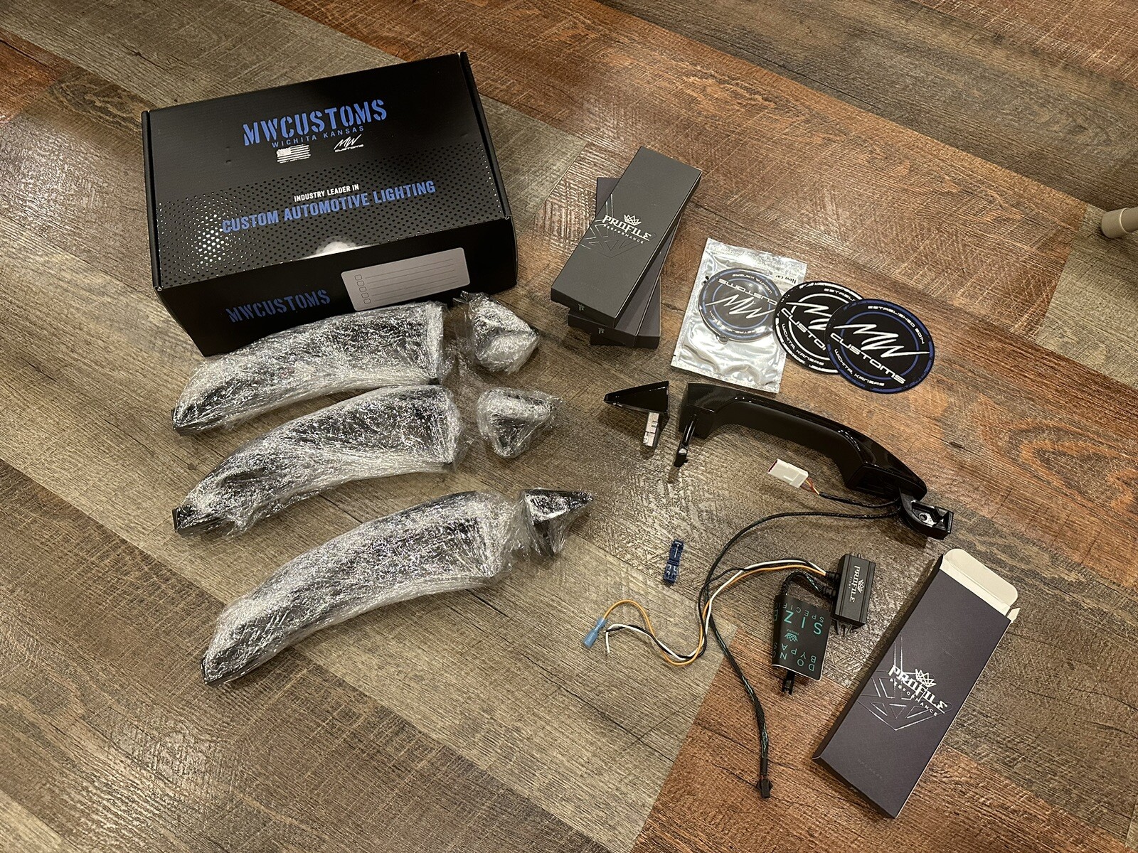 20142018 GM Switchback LED Door Handles Yukon Tahoe Suburban Silverado