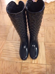 Hunter Original Brillo Acolchado Ajustable Para lluvia Botas Alto-Azul  Marino-Mujer Talla 6 | eBay