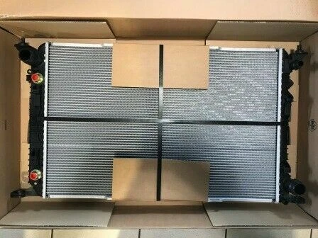 Radiateurs marchés indépendants des pièces de rechange (IAM) Nissens pour le refroidissement de moteurs d'automobile