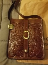 NWOT Patricia Nash British Tan Tooled Venezia Crossbody bag, Nice W/dust bag