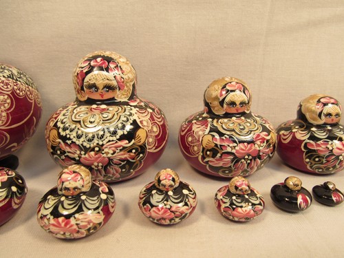 15 Piece Matryoshka Nesting Doll Set Hand Made Painted Russia 4 1/4" Red Gold - Picture 3 of 18