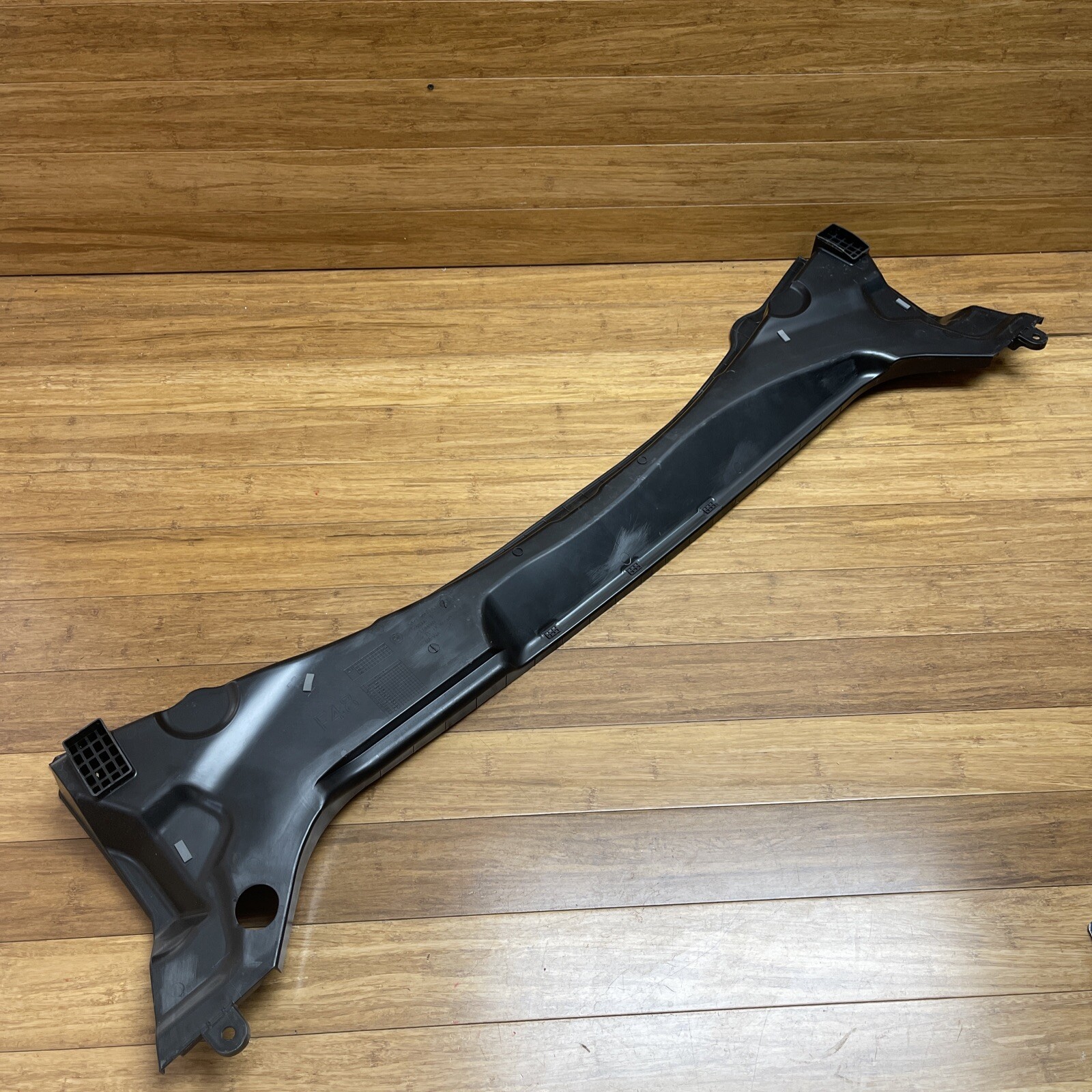 🚘1621 BMW X1 F48 Front Windshield Cowl Panel Cover OEM 7350593⚡️ eBay