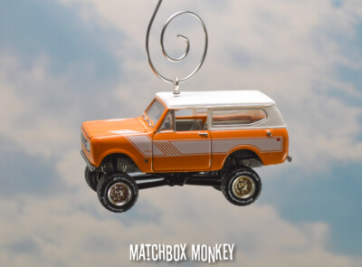 Dirty Lifted 1979 International Harvester Scout II Custom Christmas Ornament Mud