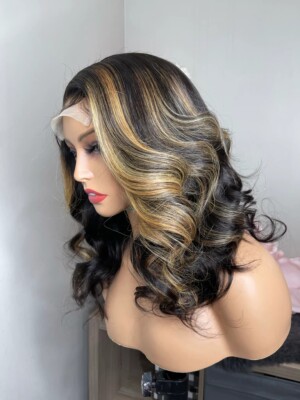 Short Wave Brazilian 100% Human Hair Wig 4X4 Lace Front Wig  display picture 3