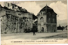 Old postcard Grenoble - La Porte de France (164795)