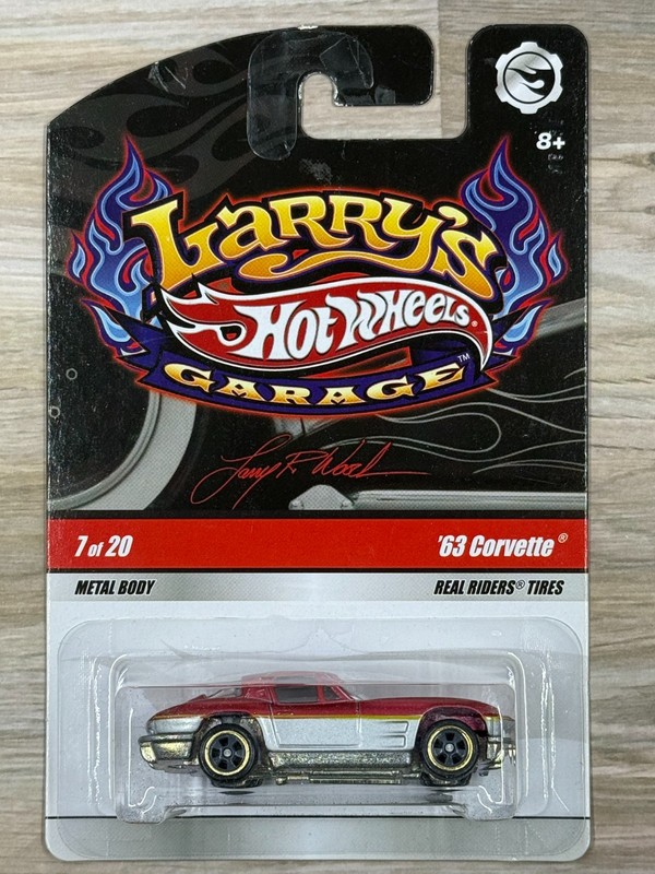 Hot Wheels - Larry's Garage - '63 Corvette (Red & Silver) #7/20 -in Protector
