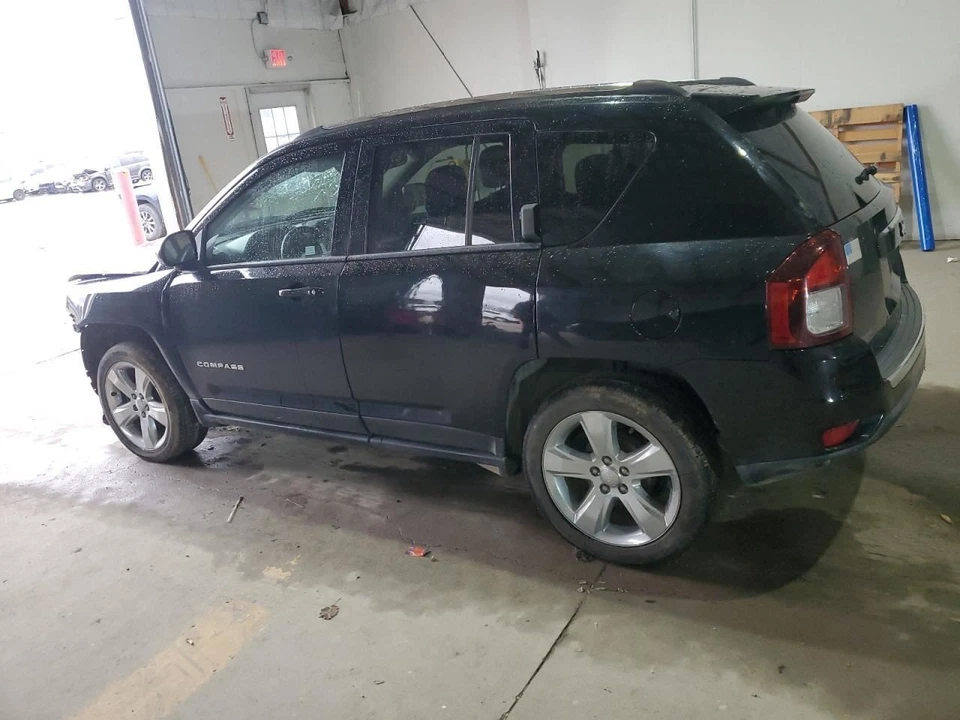 Manija de puerta trasera vertical estilo clásico velocímetro se adapta a 15-17 COMPASS 3466059 Foto 3 de 4