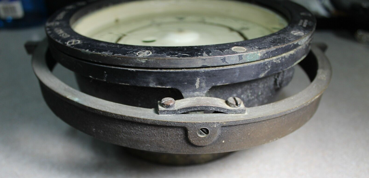 Vintage WWII Buships 1942 Naval Compass Bronze Has Liquid Vintage WWII Buships 1942 Naval Compass Bronze Has Liquid
