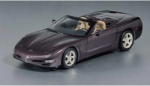 1:18 UT Models Chevy Corvette Convertible ('98) black, purple, red, silver, whit - Image 4 of 4