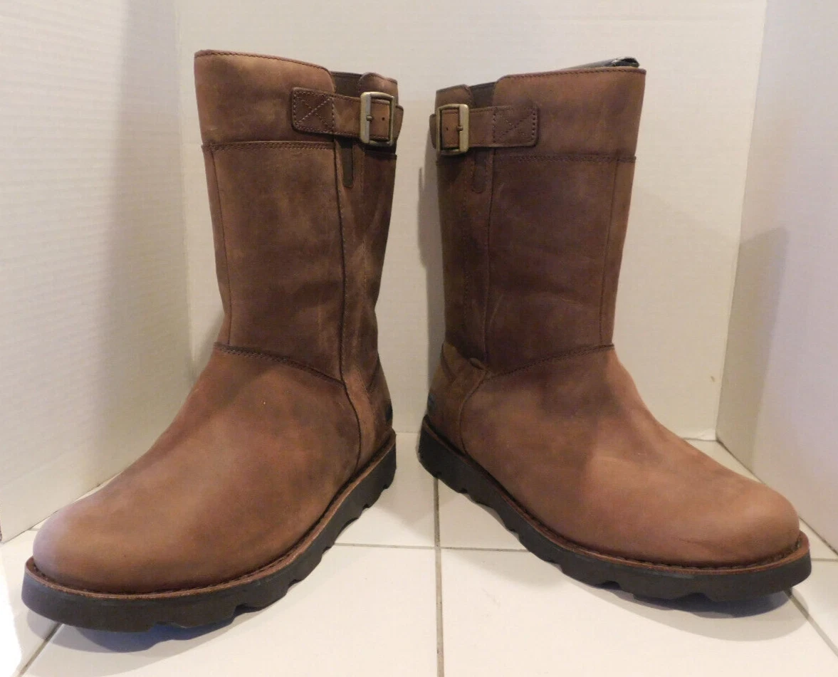 Brown leather ugg top boots with buckle