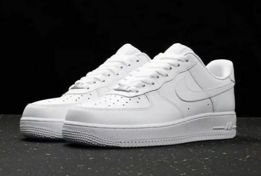 white air force 1 low mens