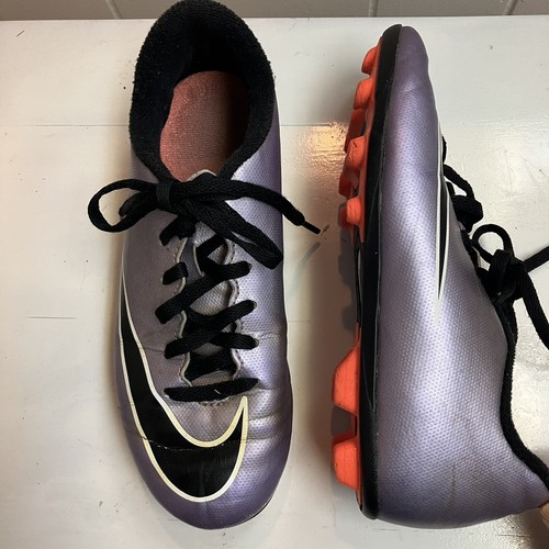 Nike Jr Mercurial Victory V Youth Soccer Cleats Purple Black Size 2Y #651642-580