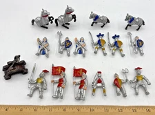 Safari Ltd Medieval Knights Mini Figures Horse Fantasy Toy Lot Of 17