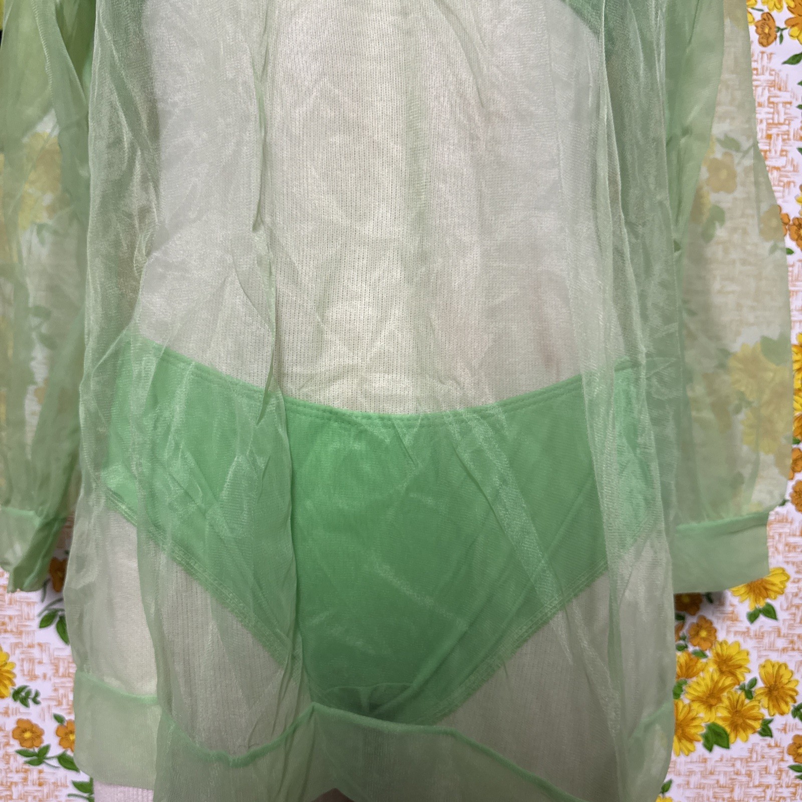 Vintage Retro Groovy Highlighter Green 3piece Lin… - image 4