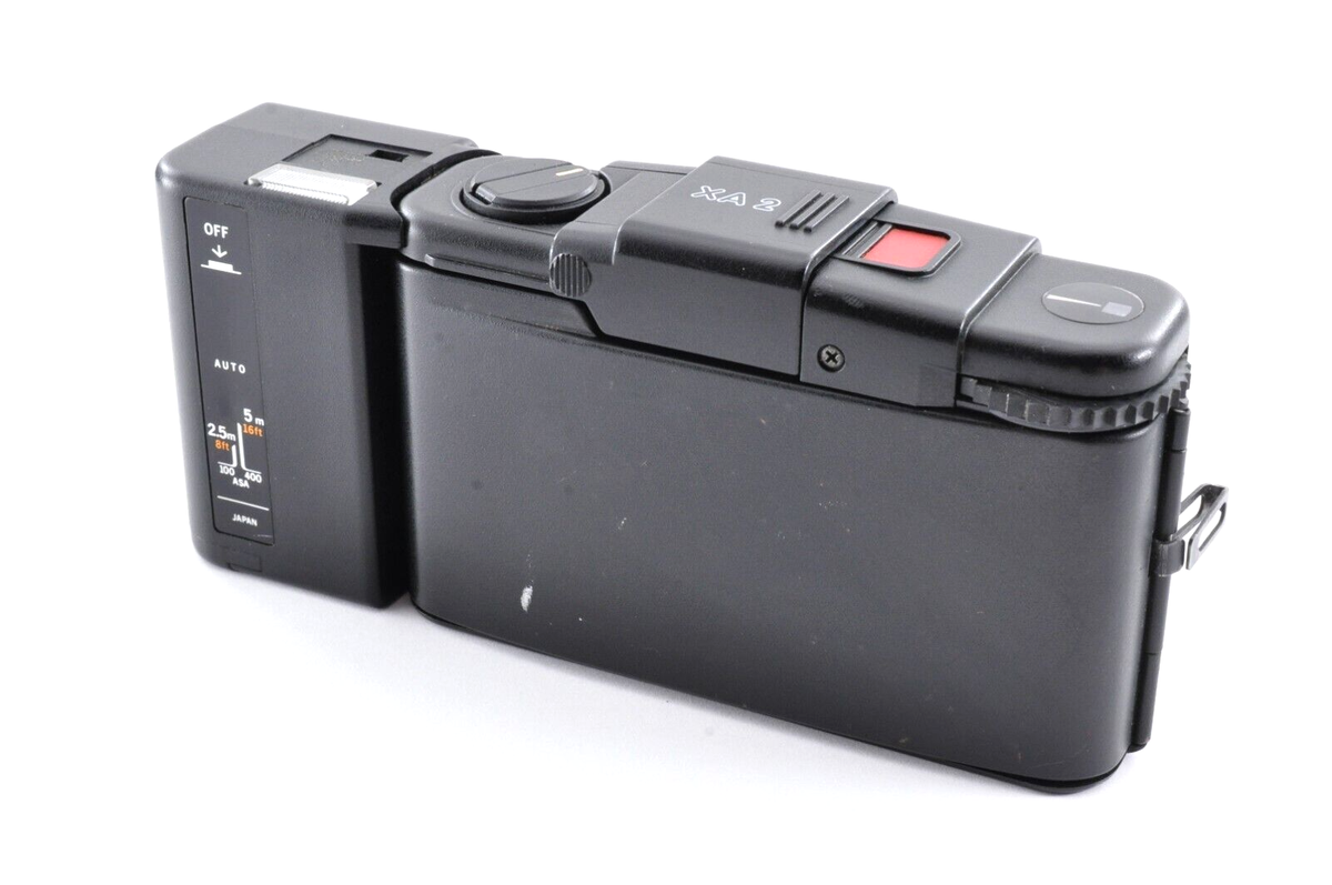 Olympus XA2 Point & Shoot Film Camera w/A11 Flash [Near Mint Olympus XA2 Point & Shoot Film Camera w/A11 Flash [Near Mint