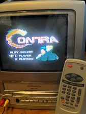 Magnavox MC092DMG01 9" TV VCR Combo Retro GAMING CRT Television - Broken VCR