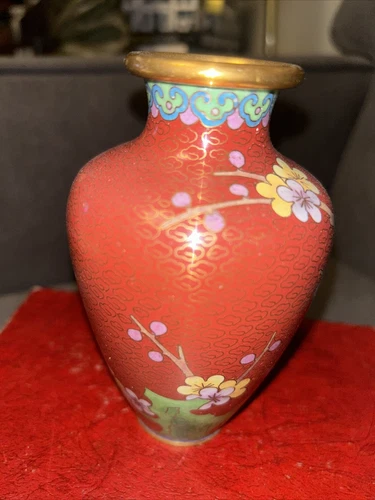 Vintage Chinese Cloisonné 5” Tall Floral Vase