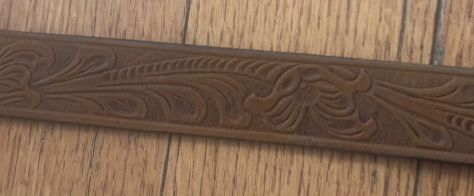 Cinturón de cuero Justin para mujer con cadena superior talla 28 con hebilla pequeña Champion 811BR Foto 2 de 4