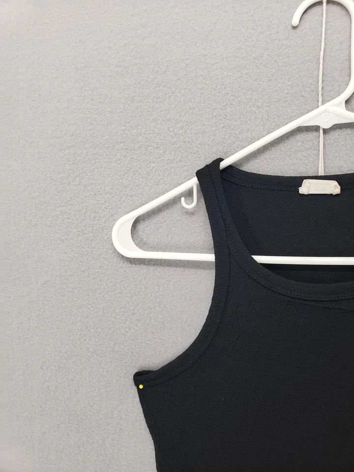 Camiseta sin mangas de algodón para mujer mediana negra sin mangas acanalada elástica Foto 2 de 4