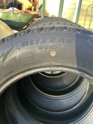 4 Tires Bridgestone Blizzak WS90 185/65R15 88T (Studless) Snow Winter