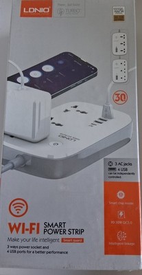 WIFI Smart Power Strip /WIFI Frequency 2.4GHz/2M Power Cord/3AC Jacks/4USB