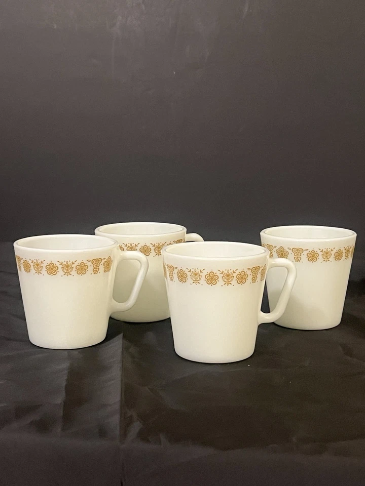 Vintage Pyrex Butterfly Gold D-Handle Coffee Mugs Set of 4 1970s Floral - Image 4 of 4