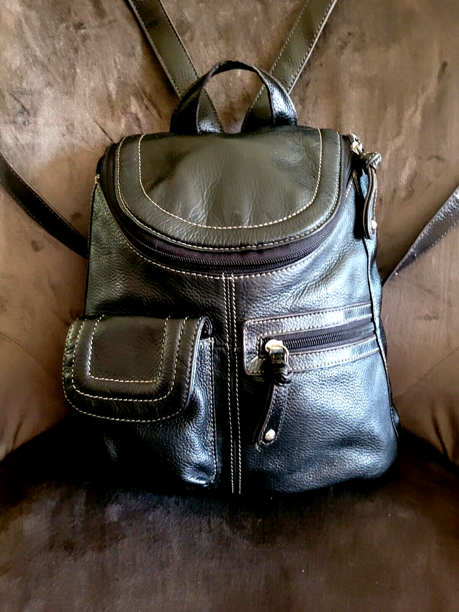 Tignanello Black Leather Backpack Silver Hardware Tag  display picture 1