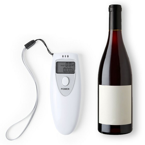 Alcootest numérique avec écran LCD intégré pour tester son alcoolémie