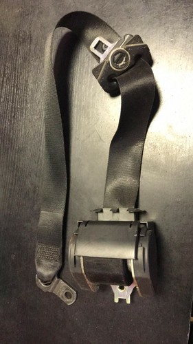 BMW 3 Touring E46 Sicherheitsgurt vorne rechts 8207956