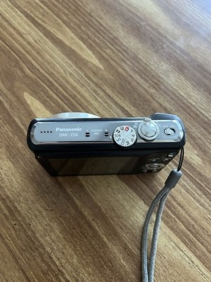 ✨美品✨Panasonic ZS6 動作品 電池2個 充電器付 Leica Panasonic LUMIX DMC-ZS6 12X Digital Camera Black W/ Battery
