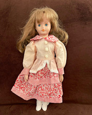Mädchen Spielpuppe blond gewelltes Haar, bla...
