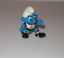 Smerfy piłkarskie "Smerfy obronne" z emblematem