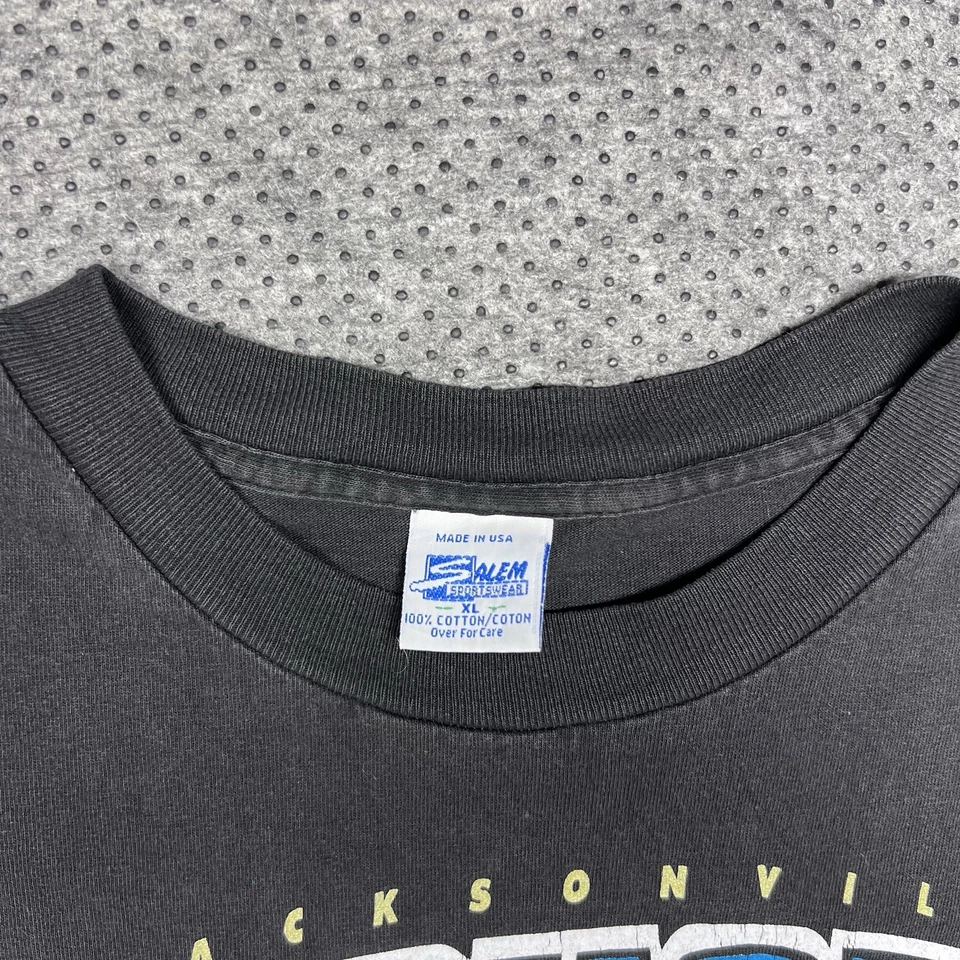 Vintage 1993 Salem Sportswear Jacksonville Jaguars Helmet Banned Logo Tee XL - Image 4 of 4