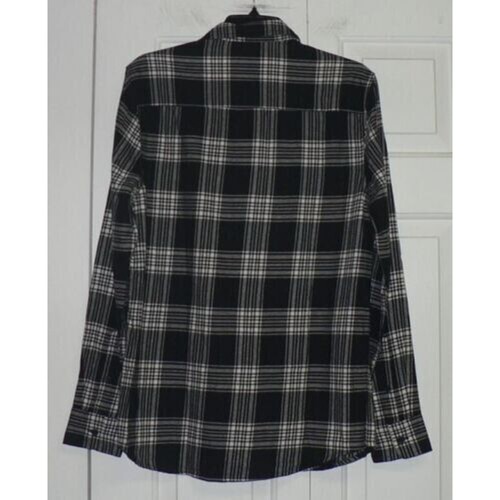 Camisa Topman Para Hombre Calce Ajustado a Cuadros Abotonada Blanca y Negra Pequeña Precio de venta sugerido por el fabricante $45 - Imagen 4 de 4