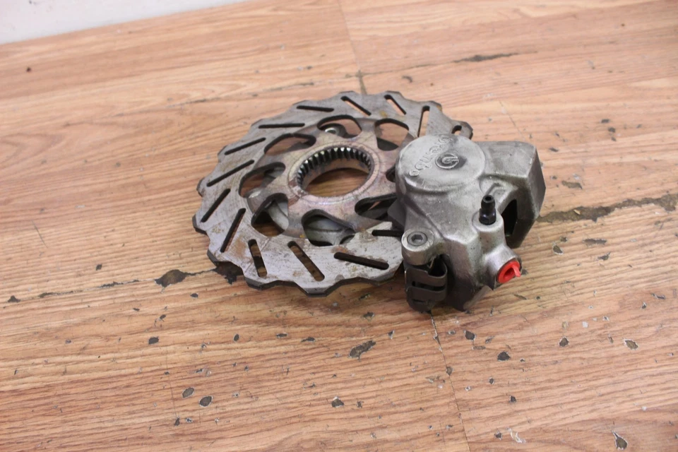 Pinza de freno Ski-Doo Summit X 800R XM 2015 con disco Foto 4 de 4