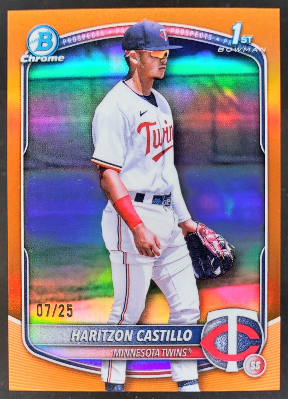 2025 Bowman Chrome Haritzon Castillo Orange Refractor /25 1st Prospect Twins MS2