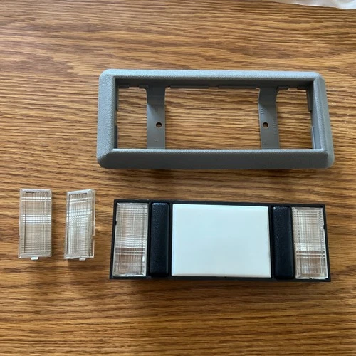 1988-1994 OBS Chevrolet GMC C/K 1500 dome light Housing Map GM LT GRAY C/K