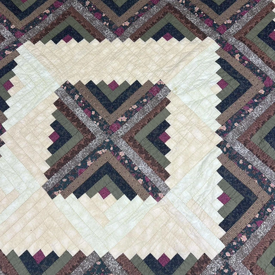 Edredón de cabaña de troncos vintage - Elegante diseño de retazos hecho a mano años 80 Foto 2 de 4