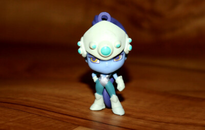 Blizzard Overwatch mini Figure Keychain Backpack Hanger Widowmaker 2017 Blizzcon