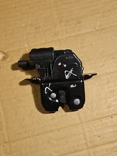 RENAULT CAPTURE 2019 BOOT LOCK MECHANISM 40557160 IN WORKING ORDER 